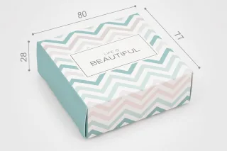 Коробка "Стандарт" №М0001-о31. "Life is beautiful"