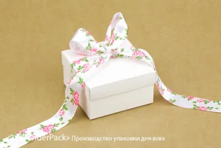 Стрічка атласна 25 мм, одностороння, з малюнком - рожеві троянди