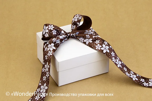 Стрічка атласна 25 мм, одностороння, з малюнком. Колір - коричневий