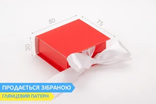 Коробка "Ювелірна VIP 70*70*30" №М0078-о8. Червона