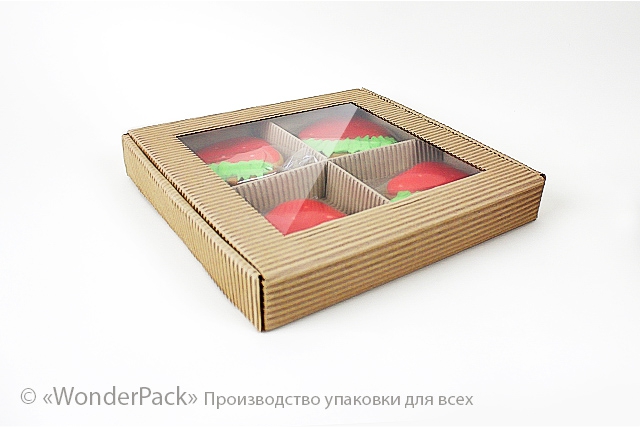 Коробка "Пряникова" №М0044-о1. З перегородкою - 4