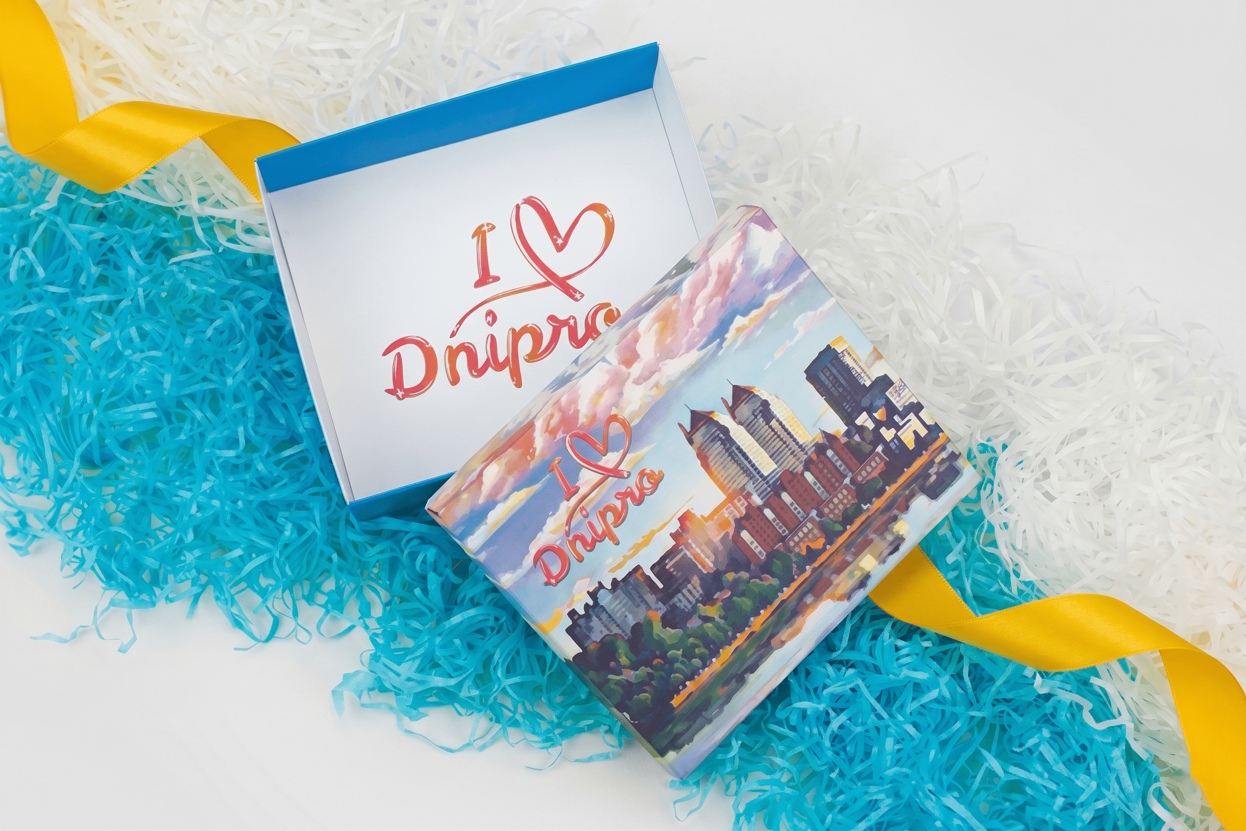 Коробка "Компакт" №М0047-о14. с надписью "I love Dnipro" - 3