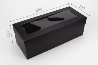 Коробка «Кукольная» №М0012-о8. «Черная с окном»
