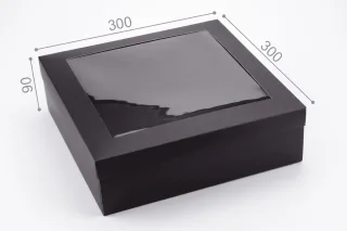 Коробка №М0004-о17. «Черная с окном»