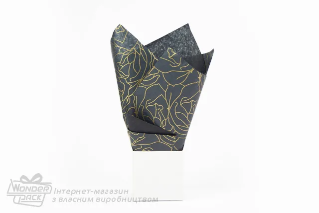 Тишью, папиросная бумага для упаковки. 50*70 см. Розы золотые на черном